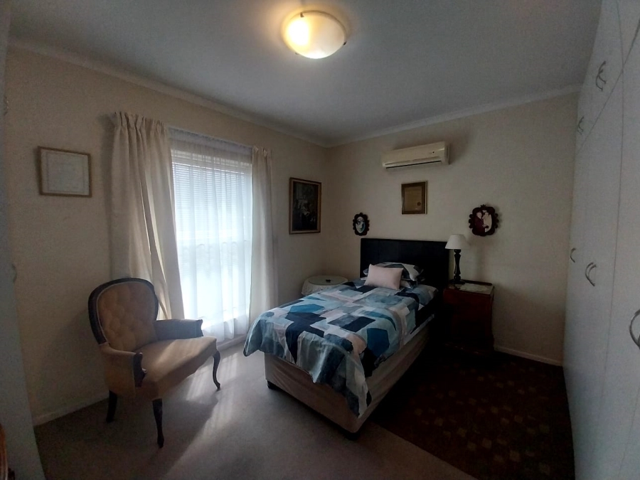 2 Bedroom Property for Sale in Langerug Western Cape